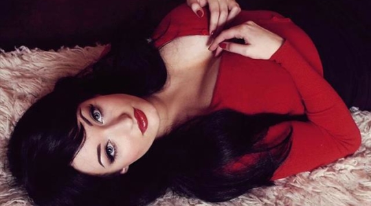 MelanieKiss Vorschaubild