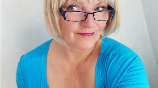 Amy2000 Vorschaubild